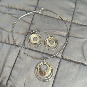Silpada earring and necklace set